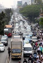 Karyawan Trisakti Demo, Grogol-Slipi Macet