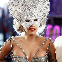 Lady Gaga Dipastikan Tampil Sesuai dengan Budaya Indonesia