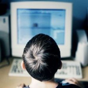 Walah! Bocah 5 Tahun Ikut Judi Online
