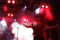 Kian malam penampilan Alexa makin enerjik hingga mereka meninggalkan panggung. Herianto Batubara/detikcom.