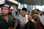 Bachtiar Chamsyah Hirup Udara Bebas