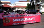 Kedatangan SBY di Yogya Disambut Demo