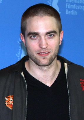 Robert Pattinson Dilirik untuk Sekuel Hunger Games