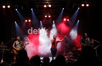 Dalam kesempatan itu, mereka menyanyikan berbagai lagu hits mereka seperti Lagi dan Lagi, dan Musnah. Herianto Batubara/detikHot.