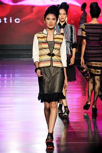 Musa Widyatmodjo The Flobamora Indone[she]aku Jakarta Fashion & Food Festival 2012 at Ballroom Hotel Harris. Kelapa Gading. Jakarta. [Foto: Mohammad Abduh/Wolipop]