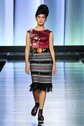 Musa Widyatmodjo The Flobamora Indone[she]aku Jakarta Fashion & Food Festival 2012 at Ballroom Hotel Harris. Kelapa Gading. Jakarta. [Foto: Mohammad Abduh/Wolipop]