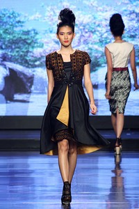 Musa Widyatmodjo The Flobamora Indone[she]aku Jakarta Fashion & Food Festival 2012 at Ballroom Hotel Harris. Kelapa Gading. Jakarta. [Foto: Mohammad Abduh/Wolipop]