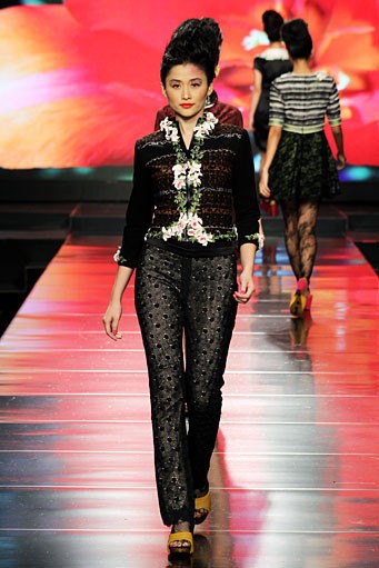 Musa Widyatmodjo The Flobamora Indone[she]aku Jakarta Fashion & Food Festival 2012 at Ballroom Hotel Harris. Kelapa Gading. Jakarta. [Foto: Mohammad Abduh/Wolipop]