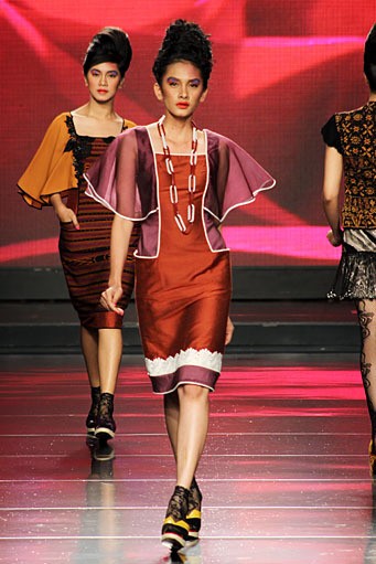 Musa Widyatmodjo The Flobamora Indone[she]aku Jakarta Fashion & Food Festival 2012 at Ballroom Hotel Harris. Kelapa Gading. Jakarta. [Foto: Mohammad Abduh/Wolipop]