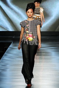 Musa Widyatmodjo The Flobamora Indone[she]aku Jakarta Fashion & Food Festival 2012 at Ballroom Hotel Harris. Kelapa Gading. Jakarta. [Foto: Mohammad Abduh/Wolipop]