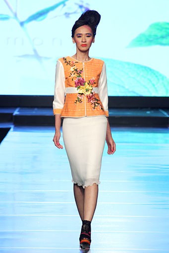 Musa Widyatmodjo The Flobamora Indone[she]aku Jakarta Fashion & Food Festival 2012 at Ballroom Hotel Harris. Kelapa Gading. Jakarta. [Foto: Mohammad Abduh/Wolipop]