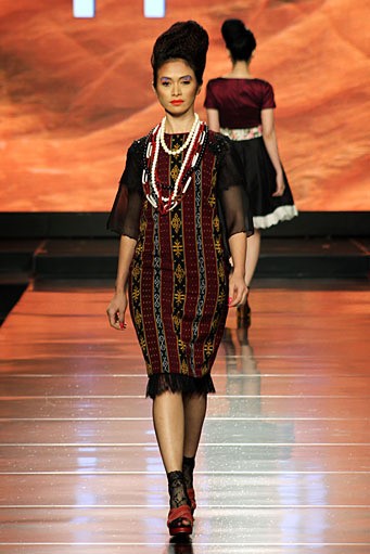 Musa Widyatmodjo The Flobamora Indone[she]aku Jakarta Fashion & Food Festival 2012 at Ballroom Hotel Harris. Kelapa Gading. Jakarta. [Foto: Mohammad Abduh/Wolipop]