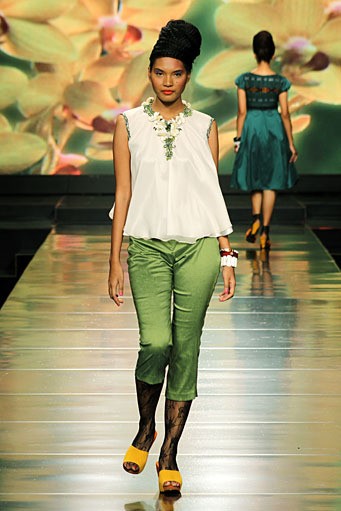 Musa Widyatmodjo The Flobamora Indone[she]aku Jakarta Fashion & Food Festival 2012 at Ballroom Hotel Harris. Kelapa Gading. Jakarta. [Foto: Mohammad Abduh/Wolipop]