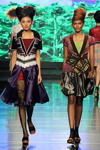 Musa Widyatmodjo The Flobamora Indone[she]aku Jakarta Fashion & Food Festival 2012 at Ballroom Hotel Harris. Kelapa Gading. Jakarta. [Foto: Mohammad Abduh/Wolipop]