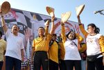 Srikandi Hanura Jalan Sehat