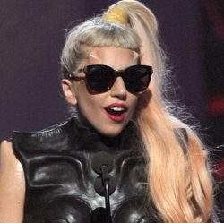 Lady Gaga Batal Konser, Promotor Janji Kembalikan 50 Ribu Uang Tiket