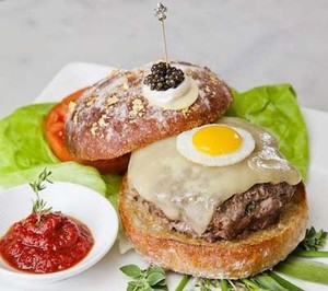 Le Burger Extravagant Hamburger Termahal di Dunia Rp. 2,76 Juta