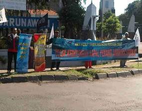 HTI Tolak Kedatangan Kapal Perang AS di Surabaya