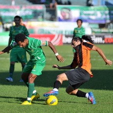 Persebaya Taklukkan Persibo 2-0