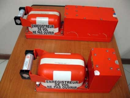 KNKT: Tak Semua Pesawat Dilengkapi Kotak Hitam FDR & CVR