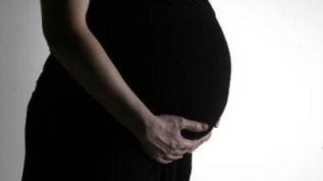 Wanita Hamil Selamat Usai Dibakar dan Ditembak!