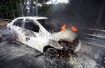 Taksi Terbakar di Tol Cawang
