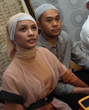 Rachel Maryam Nikah Diam-diam untuk Hormati Hak Pribadi Pasangan