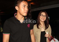 Okie dan Gunawan menghadiri acara festival band di studio Vicky Sianipar, Jakarta Selatan, Minggu (27/5/2012). Jenas/detikHot.