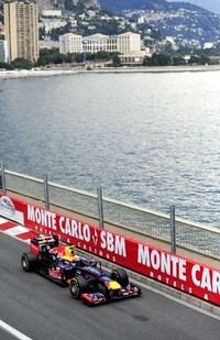 Mark Webber memenangi Grand Prix Monako dengan catatan waktu satu jam 46 menit 6,557 detik. Reuters/Robert Pratta.