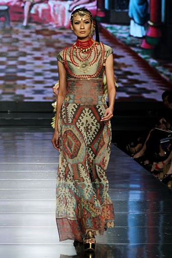 Denny Wirawan KILIMOLOGY. Jakarta Fashion & Food Festival 2012 at Ballroom Hotel Harris. Kelapa Gading. Jakarta. [Photo: Mohammad Abduh/Wolipop]