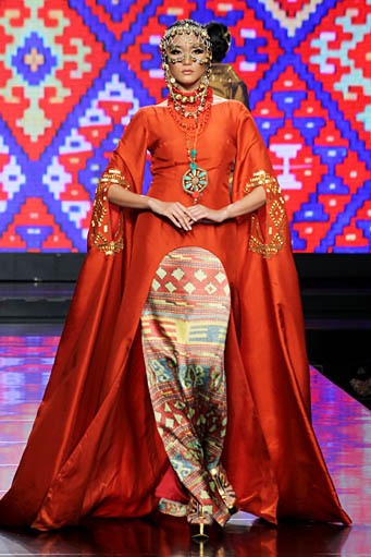 Denny Wirawan KILIMOLOGY. Jakarta Fashion & Food Festival 2012 at Ballroom Hotel Harris. Kelapa Gading. Jakarta. [Photo: Mohammad Abduh/Wolipop]