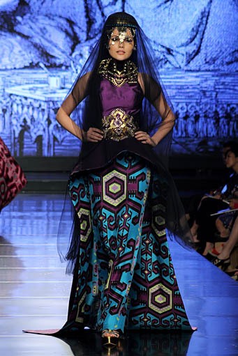 Denny Wirawan KILIMOLOGY. Jakarta Fashion & Food Festival 2012 at Ballroom Hotel Harris. Kelapa Gading. Jakarta. [Photo: Mohammad Abduh/Wolipop]