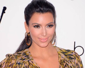 Kim Kardashian Cemburu Pada Rihanna