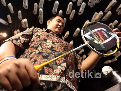 Penetrasi Raket Asal Cina Perketat Pasar Nasional
