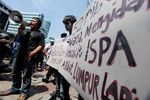 6 Tahun Lapindo, Wisma Bakrie Didemo