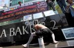 6 Tahun Lapindo, Wisma Bakrie Didemo