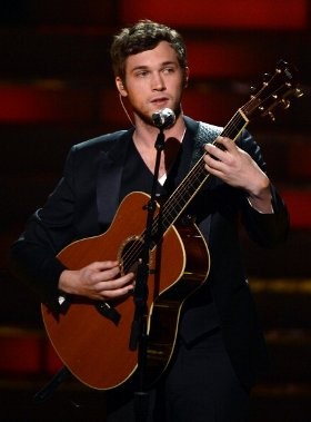 Rating Turun, Hadiah Pemenang American Idol Dipotong?
