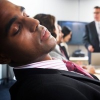 Pria Muda yang Kurang Tidur, Hormon Seksnya Turun 10-15%