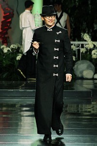 Priyo Oktaviano Palais Royal. Jakarta Fashion & Food Festival 2012. INNOFASHION at Ballroom Hotel Harris Kelapa Gading. Jakarta. [Foto: Mohammad Abduh/Wolipop]