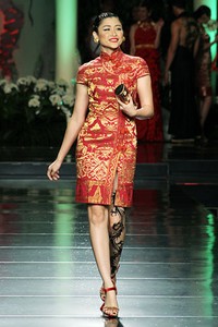 Priyo Oktaviano Palais Royal. Jakarta Fashion & Food Festival 2012. INNOFASHION at Ballroom Hotel Harris Kelapa Gading. Jakarta. [Foto: Mohammad Abduh/Wolipop]