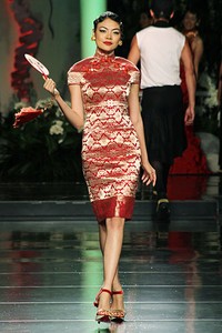 Priyo Oktaviano Palais Royal. Jakarta Fashion & Food Festival 2012. INNOFASHION at Ballroom Hotel Harris Kelapa Gading. Jakarta. [Foto: Mohammad Abduh/Wolipop]