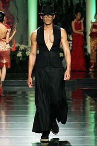 Priyo Oktaviano Palais Royal. Jakarta Fashion & Food Festival 2012. INNOFASHION at Ballroom Hotel Harris Kelapa Gading. Jakarta. [Foto: Mohammad Abduh/Wolipop]