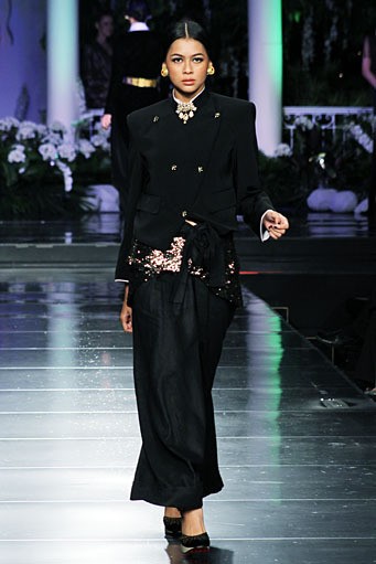 Priyo Oktaviano Palais Royal. Jakarta Fashion & Food Festival 2012. INNOFASHION at Ballroom Hotel Harris Kelapa Gading. Jakarta. [Foto: Mohammad Abduh/Wolipop]