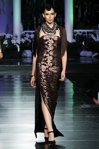 Priyo Oktaviano Palais Royal. Jakarta Fashion & Food Festival 2012. INNOFASHION at Ballroom Hotel Harris Kelapa Gading. Jakarta. [Foto: Mohammad Abduh/Wolipop]