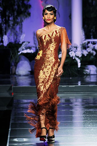 Priyo Oktaviano Palais Royal. Jakarta Fashion & Food Festival 2012. INNOFASHION at Ballroom Hotel Harris Kelapa Gading. Jakarta. [Foto: Mohammad Abduh/Wolipop]