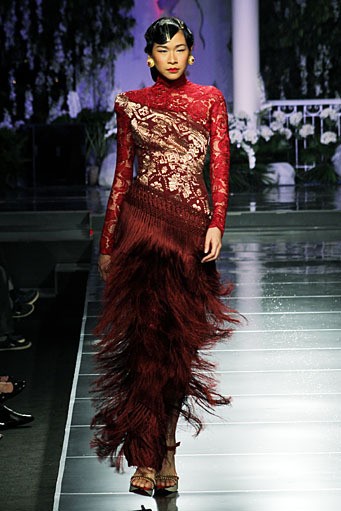 Priyo Oktaviano Palais Royal. Jakarta Fashion & Food Festival 2012. INNOFASHION at Ballroom Hotel Harris Kelapa Gading. Jakarta. [Foto: Mohammad Abduh/Wolipop]