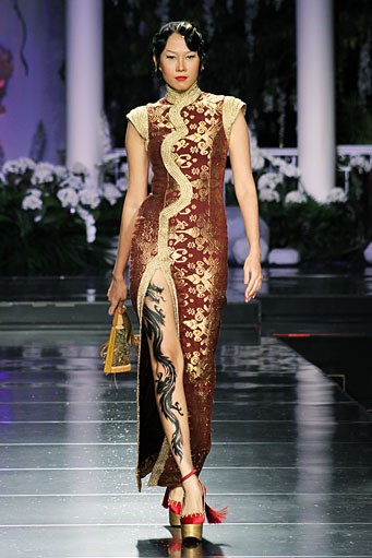 Priyo Oktaviano Palais Royal. Jakarta Fashion & Food Festival 2012. INNOFASHION at Ballroom Hotel Harris Kelapa Gading. Jakarta. [Foto: Mohammad Abduh/Wolipop]