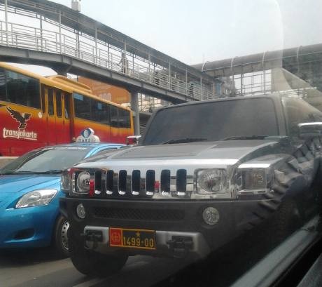 Wow! Ada Hummer Berpelat TNI