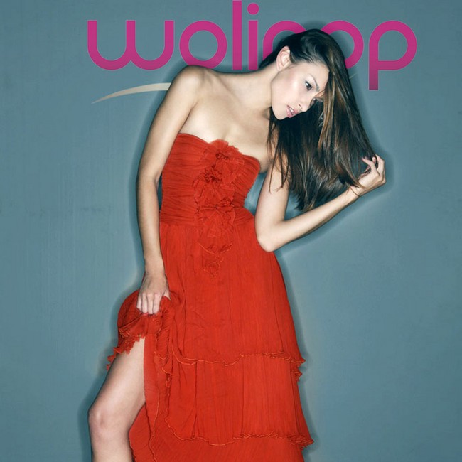 Dress: Aigner. Shoes: Tods. Photography: Robby Agus. Fashion Stylist: Ferdy Thaeras. Make-up & Hair-do: Marina Sitohang (08129939240). Model: Ekateryna @Posh Model.