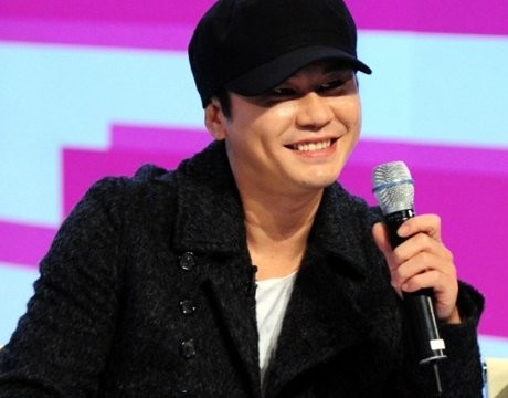Yang Hyun Suk Beri Skor 100 untuk Album Baru Bigbang & 2NE1